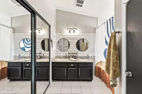 Bath - 5728 Enrose St, Mesa, AZ 85205 photo 2 of 2