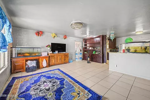 Living - 6020 N 31st Dr, Phoenix, AZ 85017 photo 1 of 1