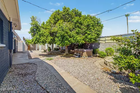 Exterior - 3224 E Sweetwater Ave, Phoenix, AZ 85032 photo 4 of 5
