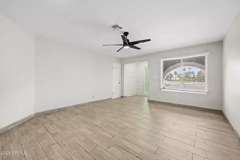 Living - 3224 E Sweetwater Ave, Phoenix, AZ 85032 photo 4 of 5