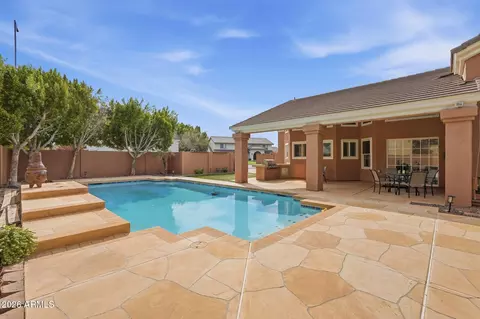 Exterior - 1736 E Mallory St, Mesa, AZ 85203 photo 3 of 8