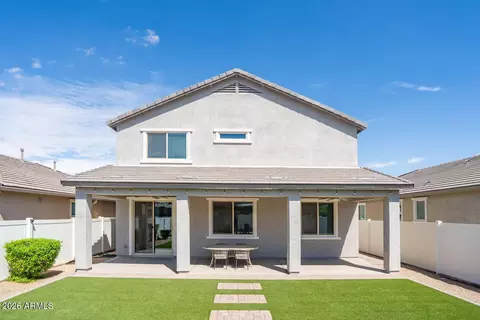 Exterior - 2437 E Alta Vista Rd, Phoenix, AZ 85042 photo 3 of 9