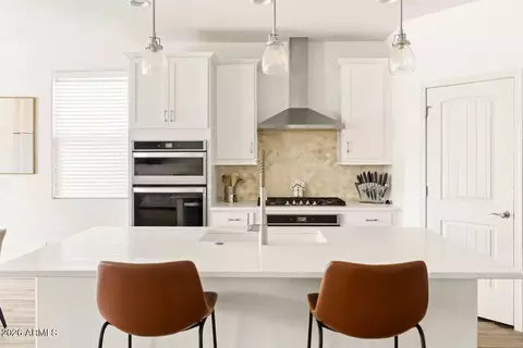 Kitchen - 2437 E Alta Vista Rd, Phoenix, AZ 85042 photo 3 of 3