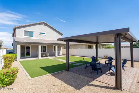Exterior - 2437 E Alta Vista Rd, Phoenix, AZ 85042 photo 8 of 9