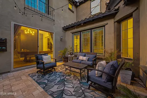 Exterior - 3726 E Cat Balue Dr, Phoenix, AZ 85050 photo 6 of 11