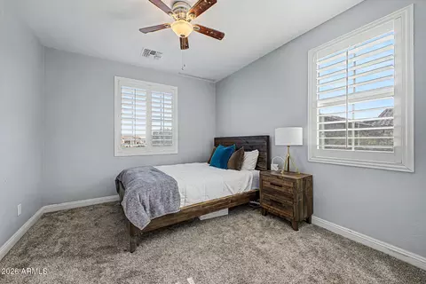 Bedroom - 3726 E Cat Balue Dr, Phoenix, AZ 85050 photo 7 of 7