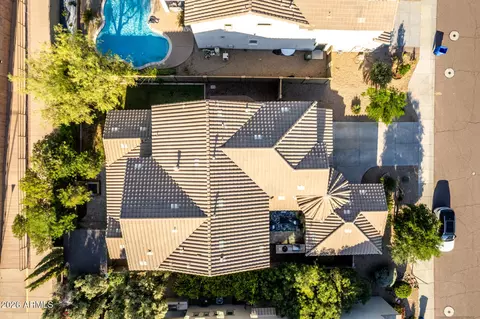 View/Area - 3726 E Cat Balue Dr, Phoenix, AZ 85050 photo 5 of 5