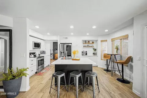 Kitchen - 2902 E Saltsage Dr, Phoenix, AZ 85048 photo 1 of 6