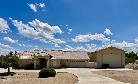 2055 W Yucca Dr, Wickenburg, AZ 85390