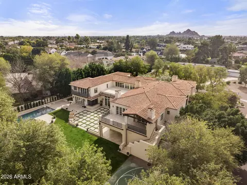 View/Area - 5402 Exeter Blvd, Phoenix, AZ 85018 photo 3 of 3
