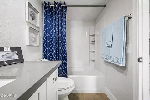 Bath - 2929 E Broadway Rd #87, Mesa, AZ 85204 photo 3 of 3