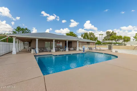 Exterior - 2929 E Broadway Rd #87, Mesa, AZ 85204 photo 4 of 7