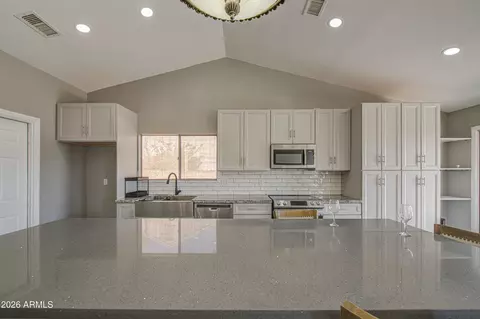 Kitchen - 4815 E La Puente Ave, Phoenix, AZ 85044 photo 5 of 7