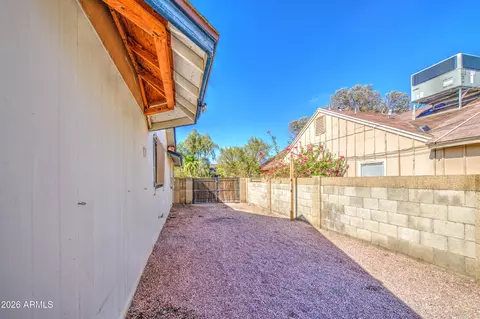 Exterior - 4815 E La Puente Ave, Phoenix, AZ 85044 photo 5 of 8
