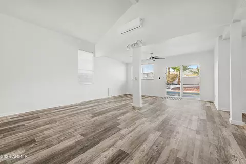 Living - 4064 E Woodland Dr, Phoenix, AZ 85048 photo 4 of 5