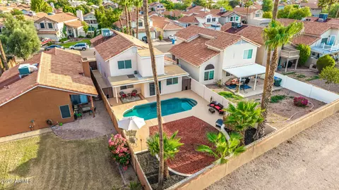 View/Area - 4064 E Woodland Dr, Phoenix, AZ 85048 photo 11 of 11