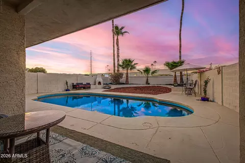 Exterior - 4064 E Woodland Dr, Phoenix, AZ 85048 photo 2 of 8