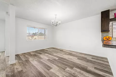 Dining - 4064 E Woodland Dr, Phoenix, AZ 85048 photo 1 of 1