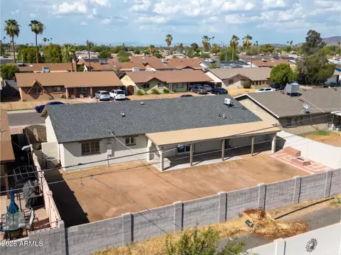 View/Area - 4147 W Echo Ln, Phoenix, AZ 85051 photo 2 of 3