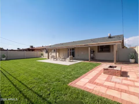 Exterior - 4147 W Echo Ln, Phoenix, AZ 85051 photo 1 of 3