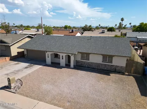 View/Area - 4147 W Echo Ln, Phoenix, AZ 85051 photo 1 of 3