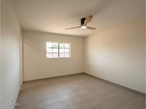 Bedroom - 4147 W Echo Ln, Phoenix, AZ 85051 photo 10 of 11