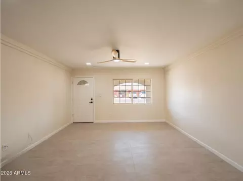 Living - 4147 W Echo Ln, Phoenix, AZ 85051 photo 2 of 6
