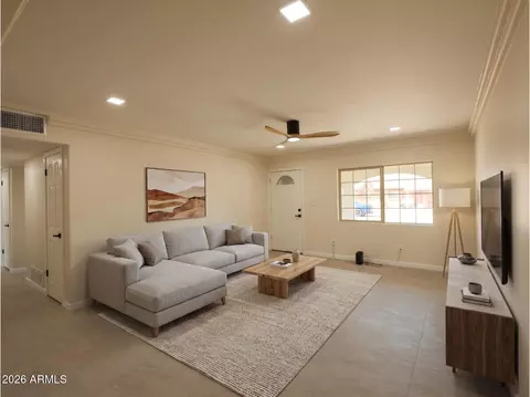 Living - 4147 W Echo Ln, Phoenix, AZ 85051 photo 3 of 6