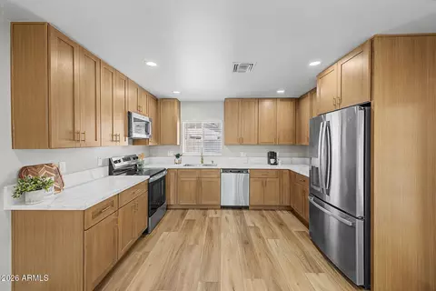 Kitchen - 2438 W Jacinto Ave, Mesa, AZ 85202 photo 2 of 3