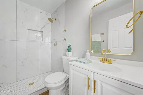 Bath - 2438 W Jacinto Ave, Mesa, AZ 85202 photo 1 of 3