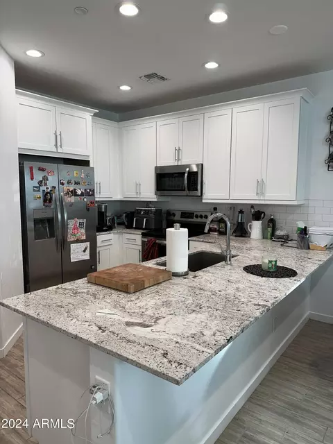 Kitchen - 4638 S Jetty --, Mesa, AZ 85212 photo 1 of 4