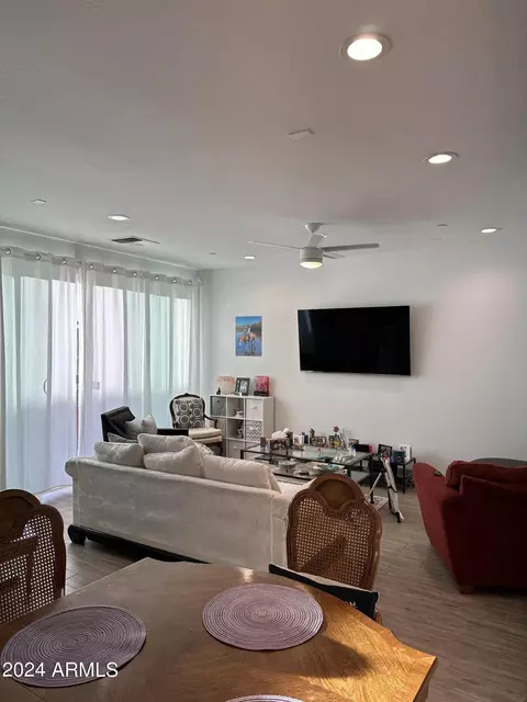 Living - 4638 S Jetty --, Mesa, AZ 85212 photo 2 of 4