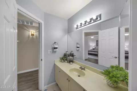 Bath - 2722 E Lawndale St, Mesa, AZ 85213 photo 3 of 5