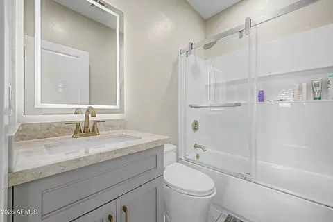Bath - 1732 W Commerce Ave, Gilbert, AZ 85233 photo 4 of 4