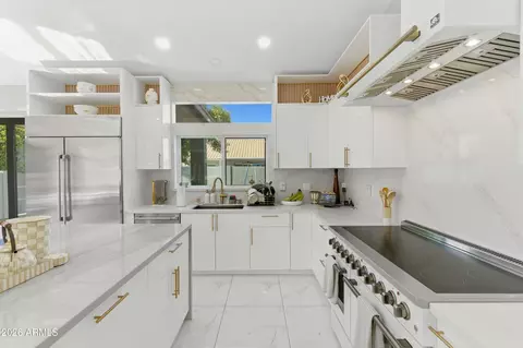 Kitchen - 1732 W Commerce Ave, Gilbert, AZ 85233 photo 3 of 3