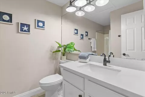 Bath - 1633 E Lakeside Dr #76, Gilbert, AZ 85234 photo 3 of 4