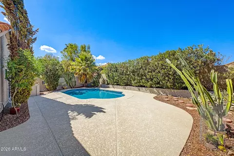 Exterior - 4640 E Michelle Dr, Phoenix, AZ 85032 photo 5 of 7