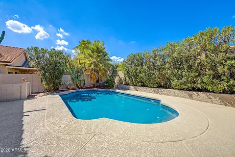 Exterior - 4640 E Michelle Dr, Phoenix, AZ 85032 photo 6 of 7