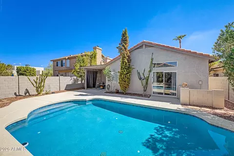 Exterior - 4640 E Michelle Dr, Phoenix, AZ 85032 photo 4 of 7