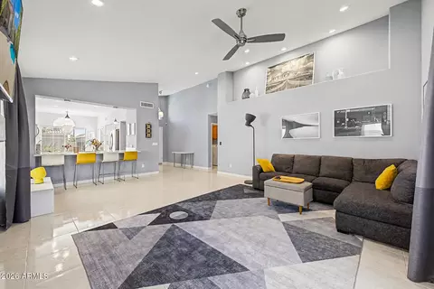 Living - 4640 E Michelle Dr, Phoenix, AZ 85032 photo 2 of 3