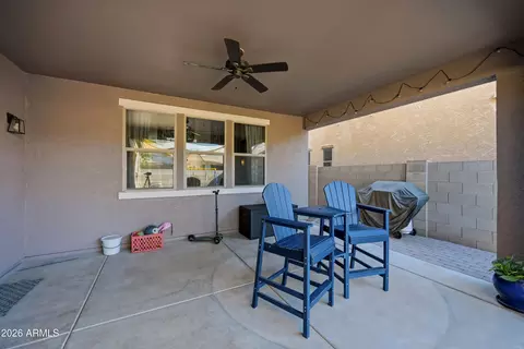 Exterior - 4066 E Cathy Dr, Gilbert, AZ 85296 photo 2 of 5