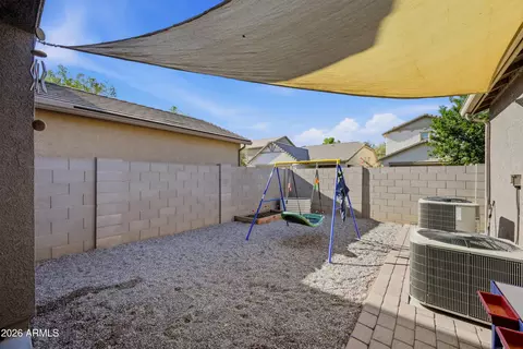 Exterior - 4066 E Cathy Dr, Gilbert, AZ 85296 photo 3 of 5
