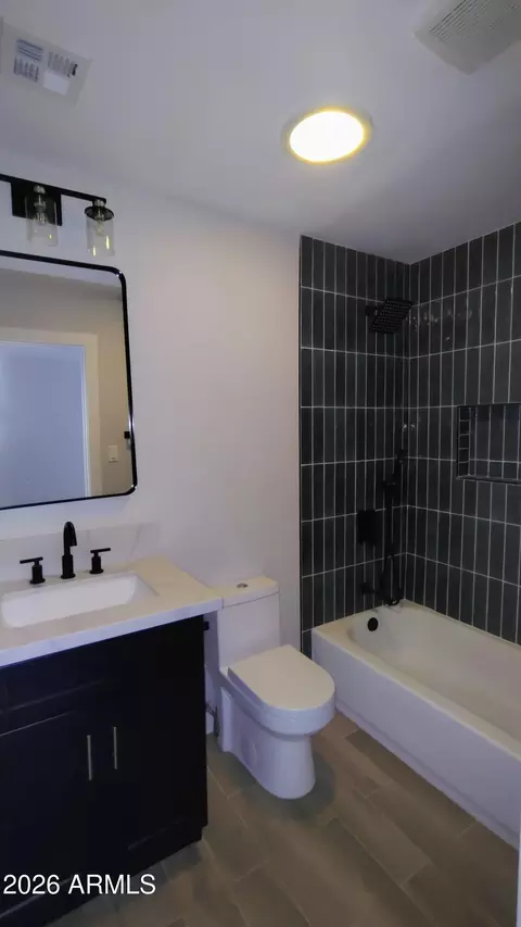 Bath - 313 E Fillmore St, Tempe, AZ 85288 photo 4 of 6