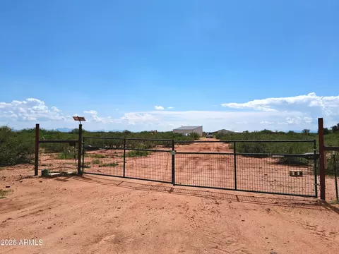 8899 N Roughrider Rd, Mcneal, AZ 85617