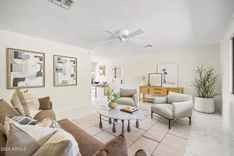 Living - 1743 E Cinnabar Ave, Phoenix, AZ 85020 photo 2 of 2