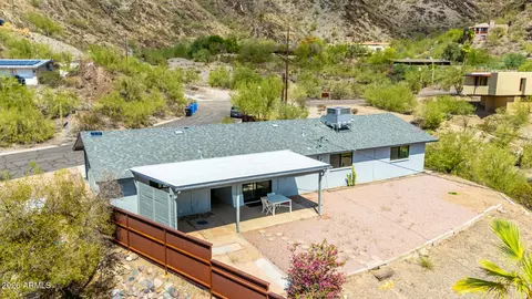 Exterior - 1743 E Cinnabar Ave, Phoenix, AZ 85020 photo 2 of 4