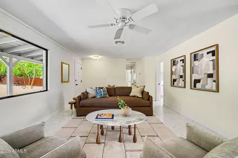 Living - 1743 E Cinnabar Ave, Phoenix, AZ 85020 photo 1 of 2