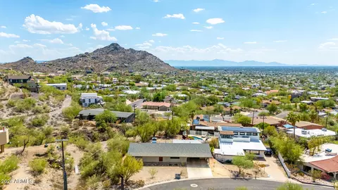 View/Area - 1743 E Cinnabar Ave, Phoenix, AZ 85020 photo 1 of 3