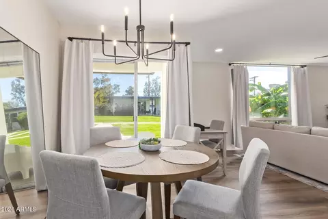Dining - 3242 E Camelback Rd #106, Phoenix, AZ 85018 photo 2 of 2