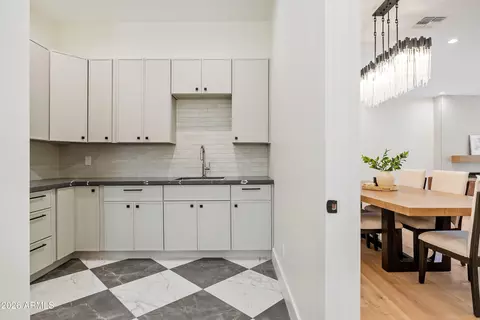 Other - 4348 E Mitchell Dr, Phoenix, AZ 85018 photo 6 of 10